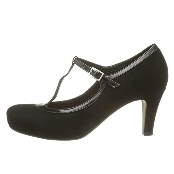 Clarks Women's Chorus Thrill Ankle Strap - Picture 2 of 3